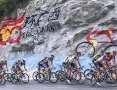 九游娱乐- 居功至伟的近义词 