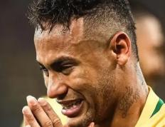 九游娱乐- 内马尔落选 