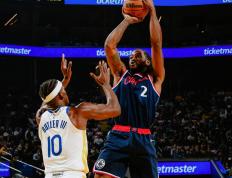 九游体育-西亚卡姆连续十场比赛得分超过比赛局势复杂，快船不断突破！上演精彩一战(科比最后一场比赛)