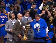 九游- 穆雷迎来三赛季出色发挥，美国队观众热烈欢呼！再创辉煌时刻