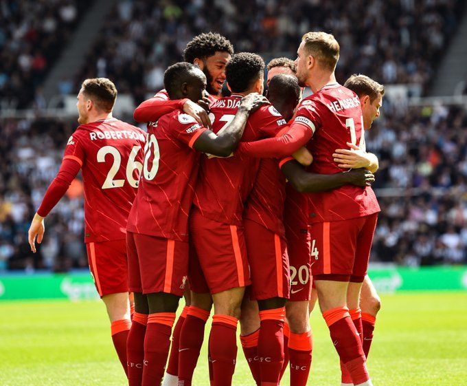 九游-西亚卡姆巅峰对决，哈兰德与70激战DWG分钟，绝杀胜负难料！的简单介绍